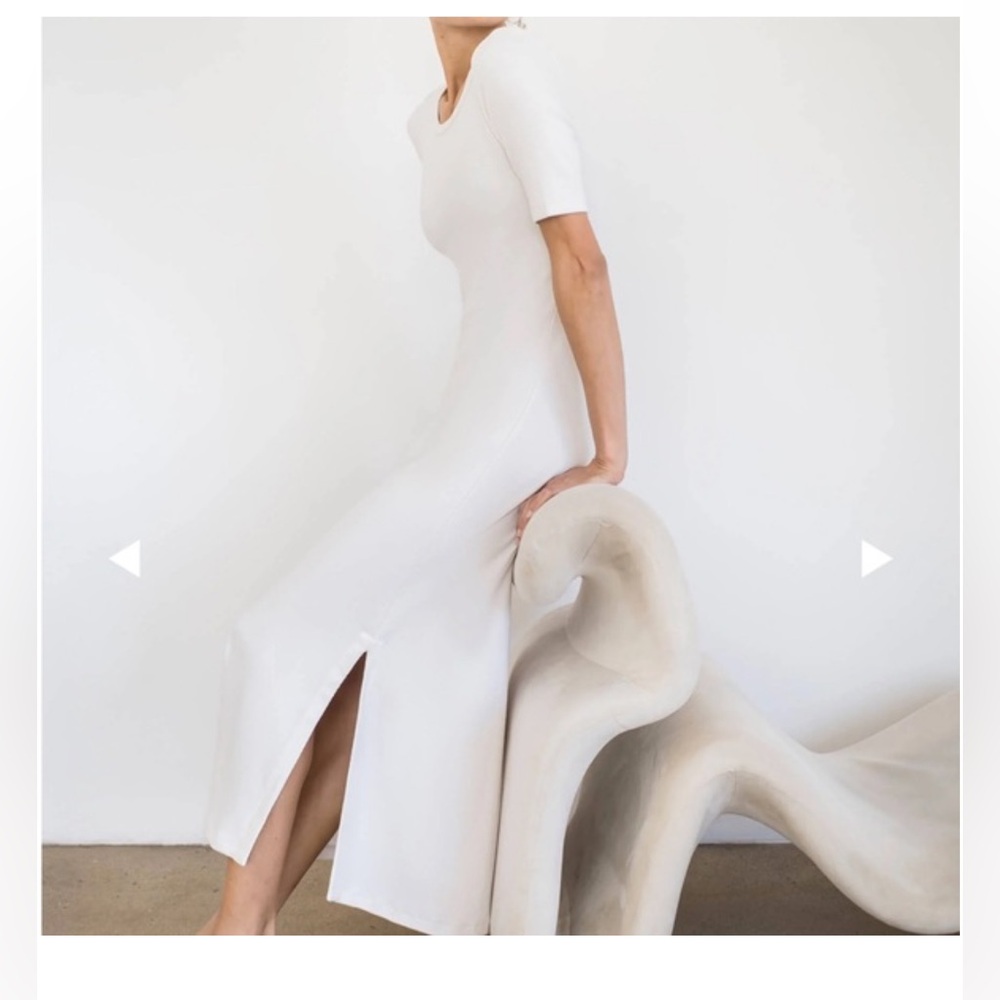 AYR The Moderne Dress Seashell Cream Color Ribbed T-Shirt Dress w/ Side Slit - Picture 5 of 15
